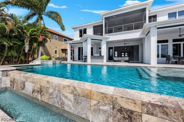 2826 SW 44th TER, Cape Coral, FL 33914