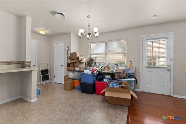 21 Ohio Avenue, New Braunfels, TX 78130