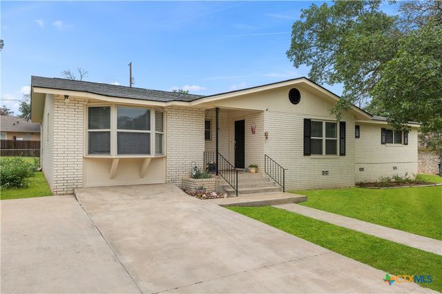 21 Ohio Avenue, New Braunfels, TX 78130