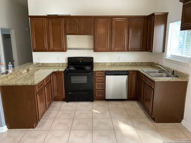 1903 TANGLEWOOD TRAIL, Spring Branch, TX 78070