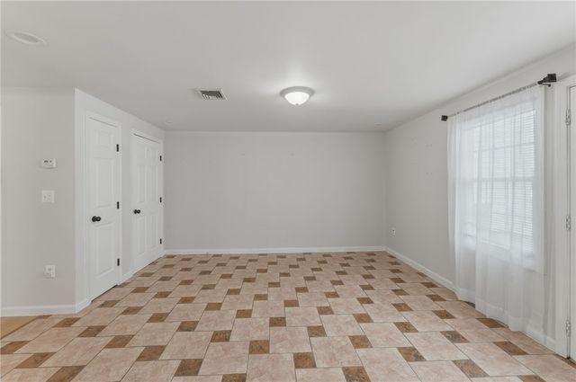 135 Seamans Street 2, Providence, RI 02905