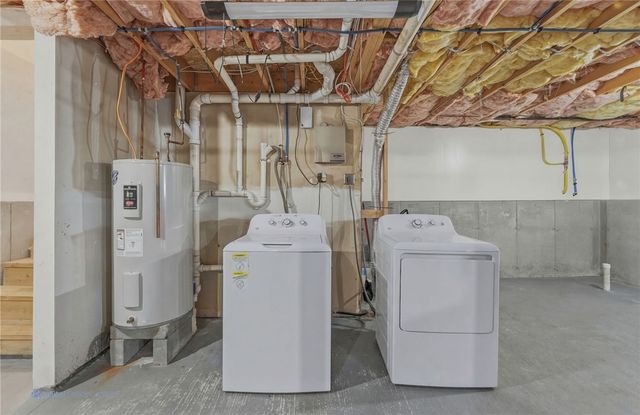 135 Seamans Street 2, Providence, RI 02905