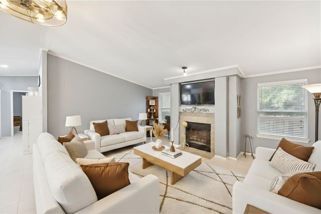 110 N Pine Court, Cleveland, TX 77328