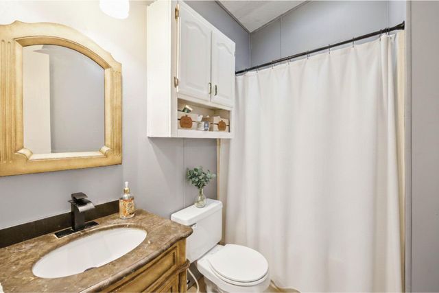 110 N Pine Court, Cleveland, TX 77328