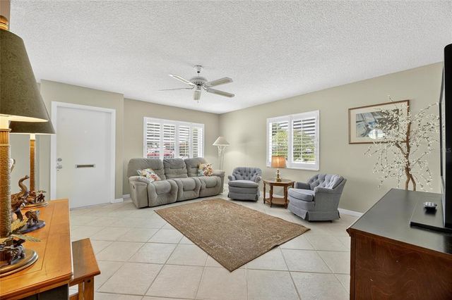 1624 COSTA STREET, Sun City Center, FL 33573