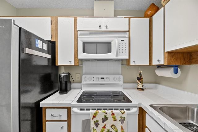 1624 COSTA STREET, Sun City Center, FL 33573