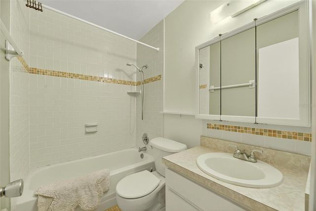1624 COSTA STREET, Sun City Center, FL 33573