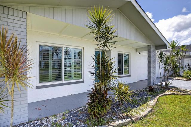 1624 COSTA STREET, Sun City Center, FL 33573