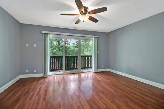 48 Wilshire Heights Dr, Crossville, TN 38558