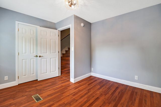 48 Wilshire Heights Dr, Crossville, TN 38558