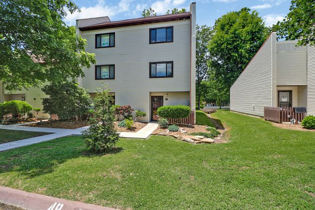 48 Wilshire Heights Dr, Crossville, TN 38558