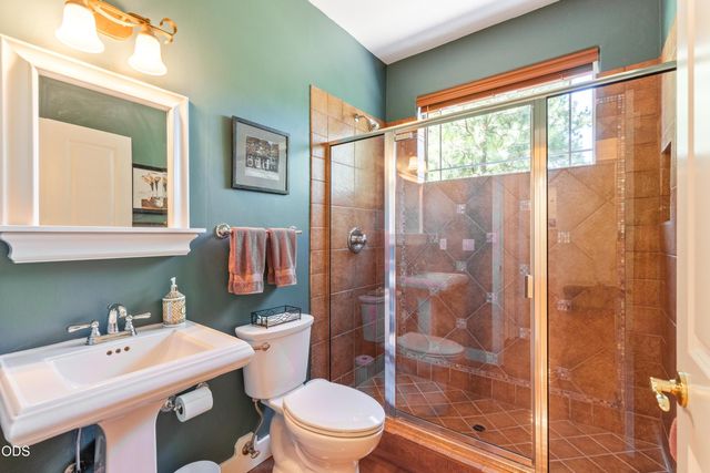 121 NW Outlook Vista Drive, Bend, OR 97703