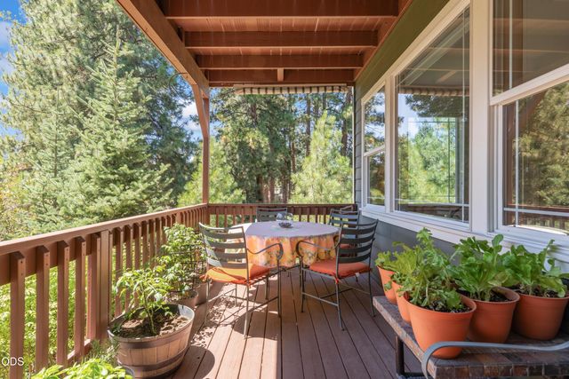 121 NW Outlook Vista Drive, Bend, OR 97703
