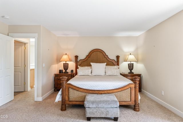 121 NW Outlook Vista Drive, Bend, OR 97703