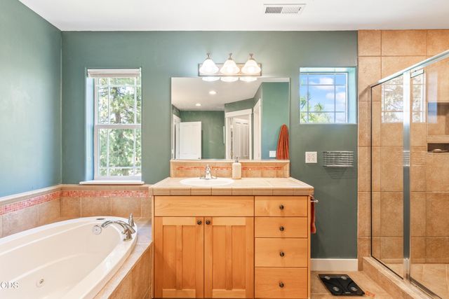 121 NW Outlook Vista Drive, Bend, OR 97703