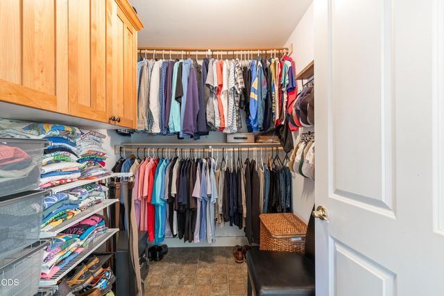 121 NW Outlook Vista Drive, Bend, OR 97703