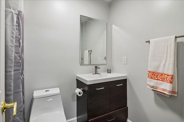 7408 SPRING TREE DR, Springfield, VA 22153