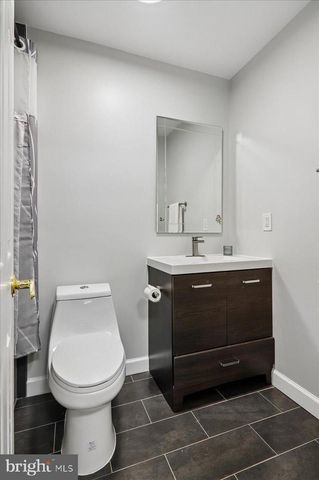 7408 SPRING TREE DR, Springfield, VA 22153