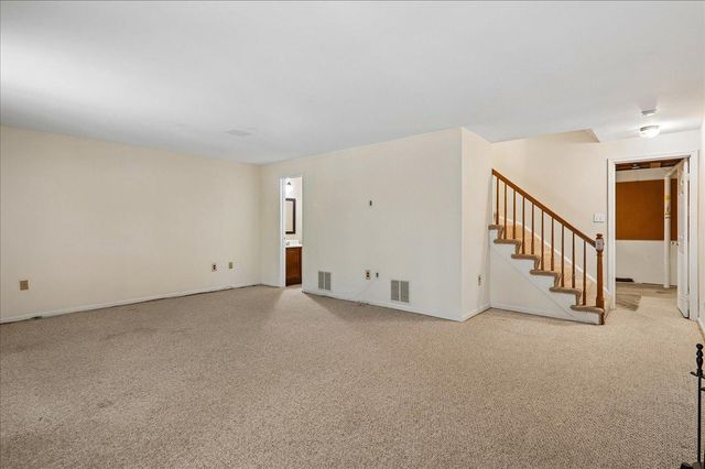 7408 SPRING TREE DR, Springfield, VA 22153