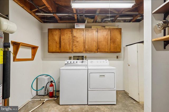 7408 SPRING TREE DR, Springfield, VA 22153