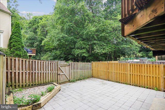 7408 SPRING TREE DR, Springfield, VA 22153