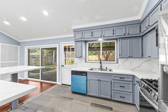 5402 Libbey Lane, Houston, TX 77092