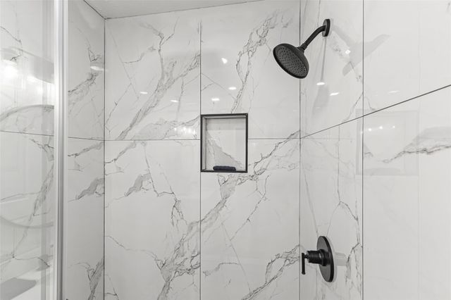 5402 Libbey Lane, Houston, TX 77092