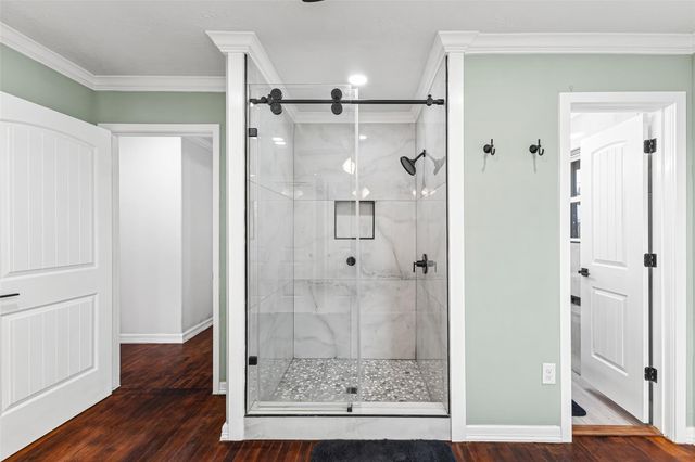 5402 Libbey Lane, Houston, TX 77092