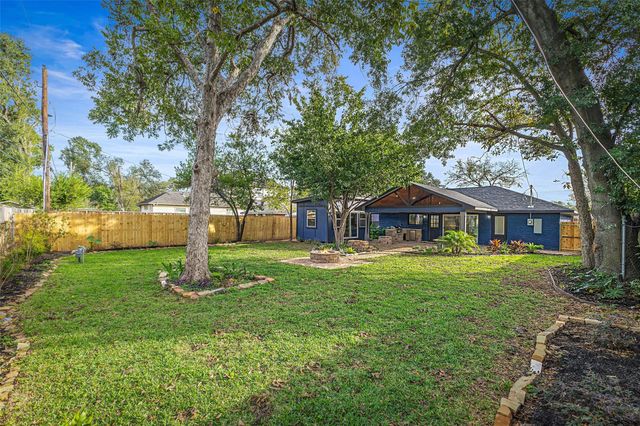 5402 Libbey Lane, Houston, TX 77092