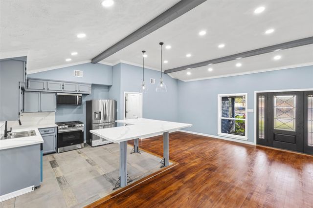 5402 Libbey Lane, Houston, TX 77092