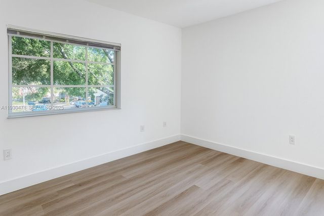 2564 Centergate Dr 208, Miramar, FL 33025