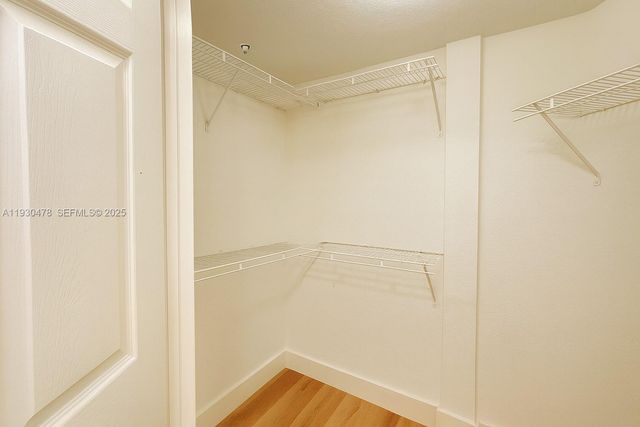 2564 Centergate Dr 208, Miramar, FL 33025