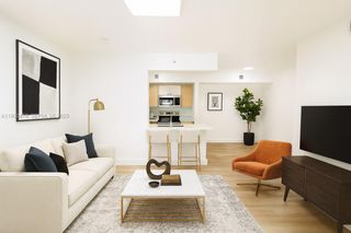 2564 Centergate Dr 208, Miramar, FL 33025