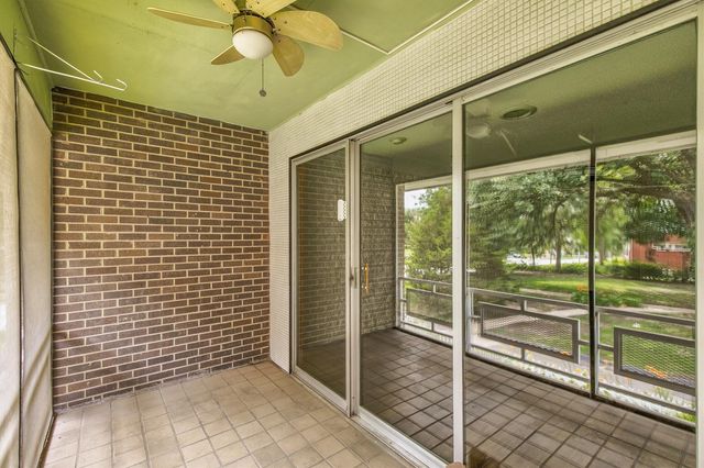 4225 Grand Avenue 9, Des Moines, IA 50312