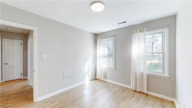 270 North Street, Chagrin Falls, OH 44022