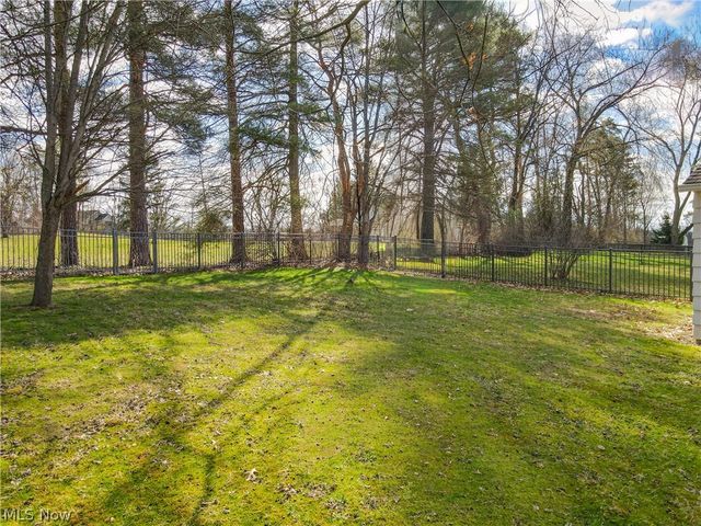 270 North Street, Chagrin Falls, OH 44022