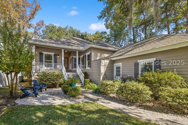 32 Wax Myrtle Ct, Hilton Head Island, SC 29926