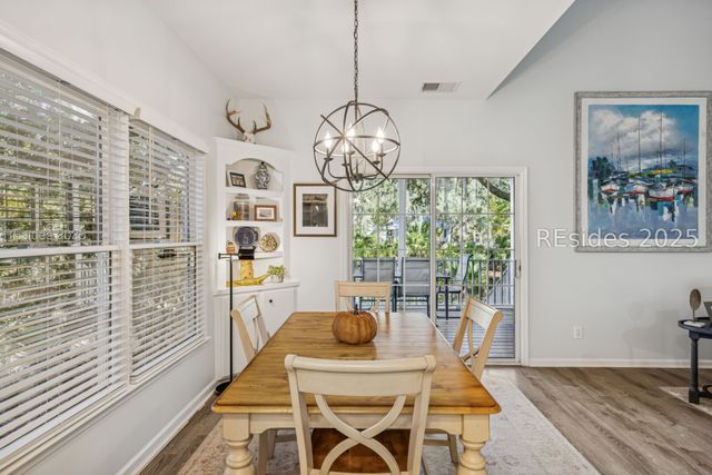 32 Wax Myrtle Ct, Hilton Head Island, SC 29926