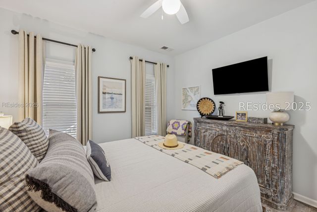 32 Wax Myrtle Ct, Hilton Head Island, SC 29926