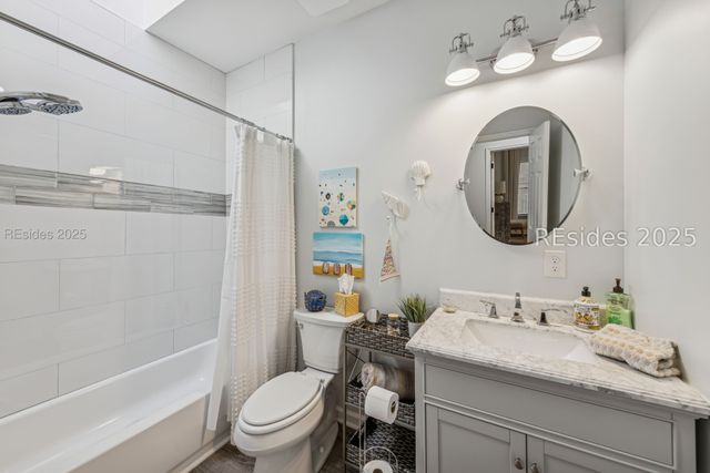 32 Wax Myrtle Ct, Hilton Head Island, SC 29926