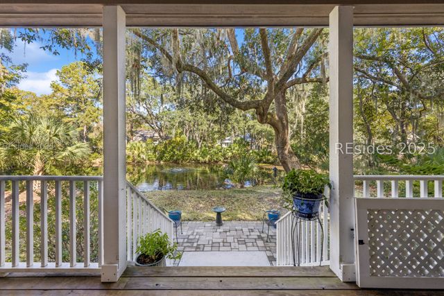32 Wax Myrtle Ct, Hilton Head Island, SC 29926