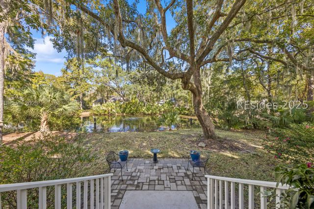 32 Wax Myrtle Ct, Hilton Head Island, SC 29926