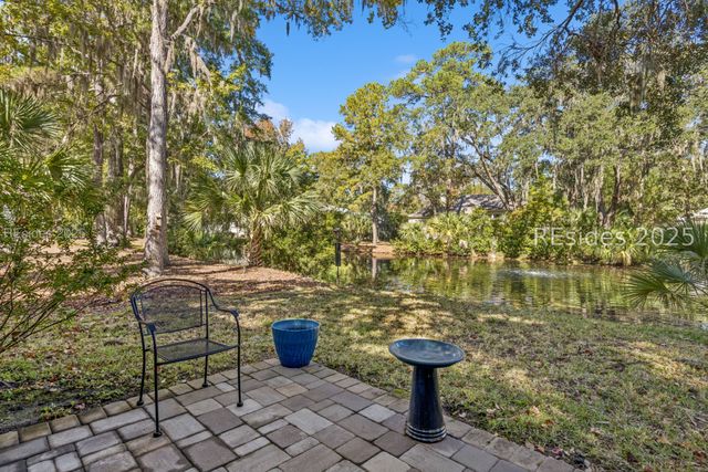 32 Wax Myrtle Ct, Hilton Head Island, SC 29926