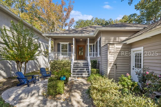 32 Wax Myrtle Ct, Hilton Head Island, SC 29926