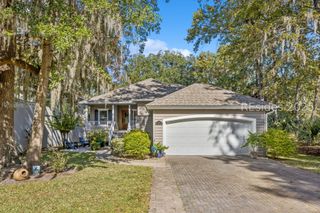 32 Wax Myrtle Ct, Hilton Head Island, SC 29926