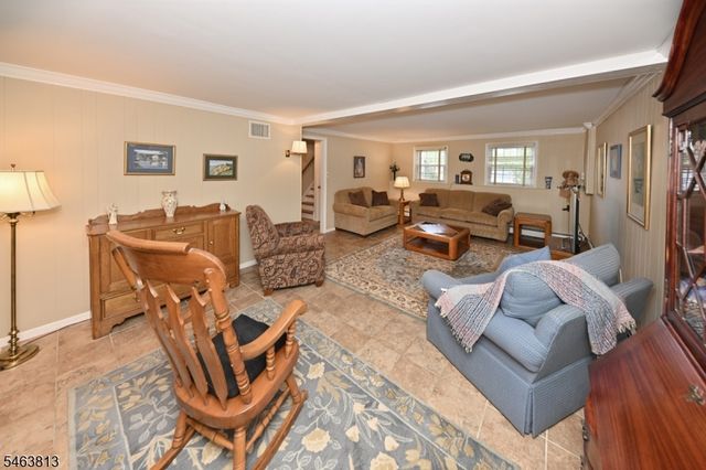 54 Walton Ave, Oakland Boro, NJ 07436