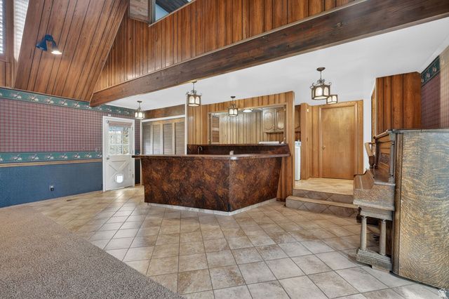 3664 S LAURELCREST DR, Salt Lake City, UT 84109