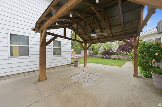 3664 S LAURELCREST DR, Salt Lake City, UT 84109