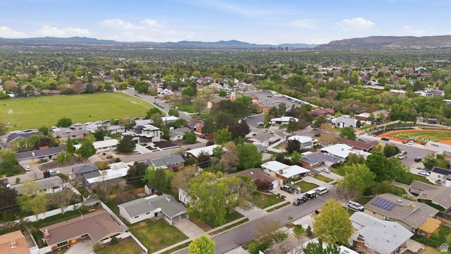 3664 S LAURELCREST DR, Salt Lake City, UT 84109