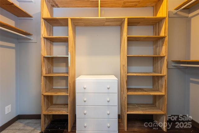 40 Jonestown Road, Asheville, NC 28804